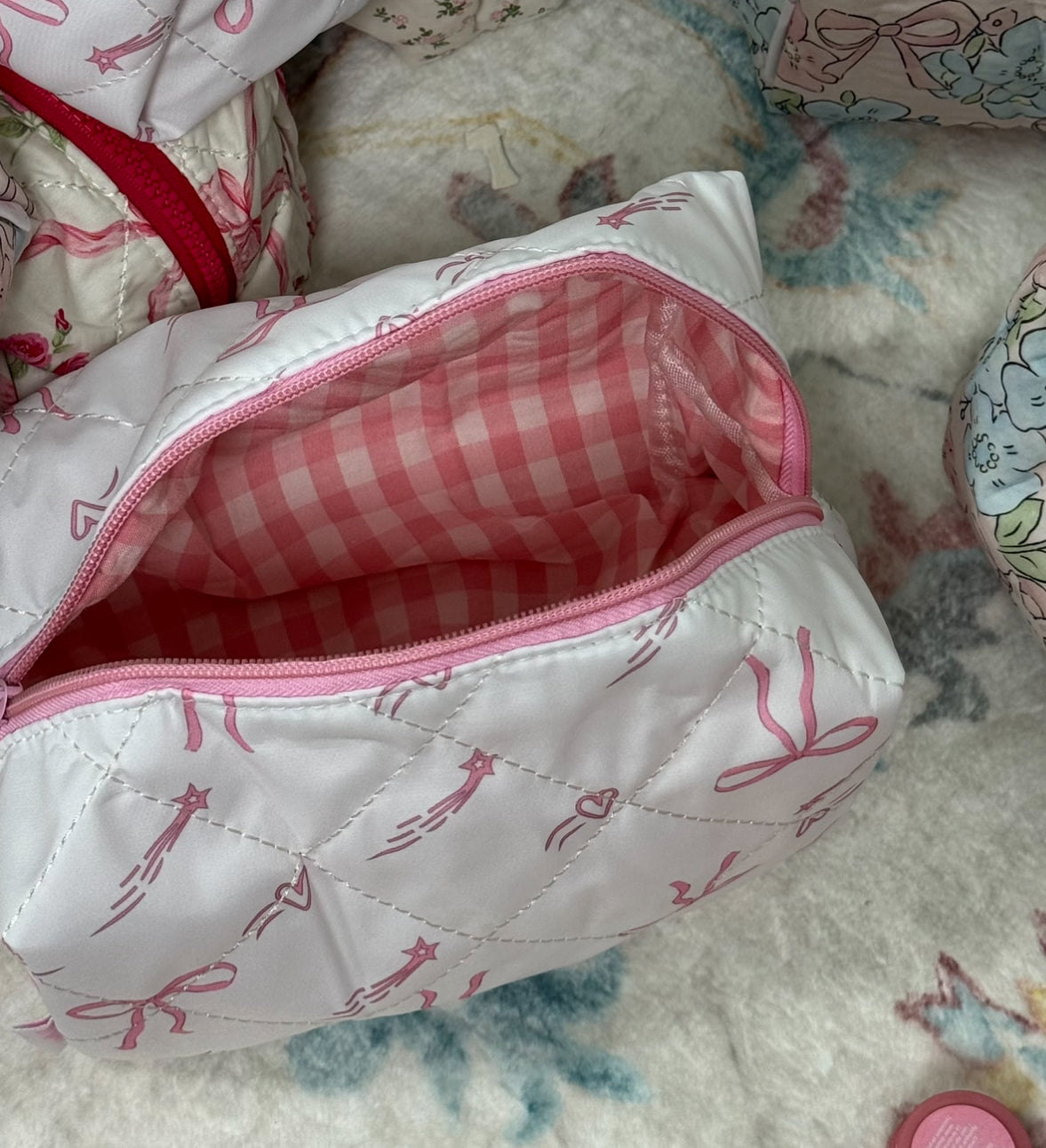 White pouch