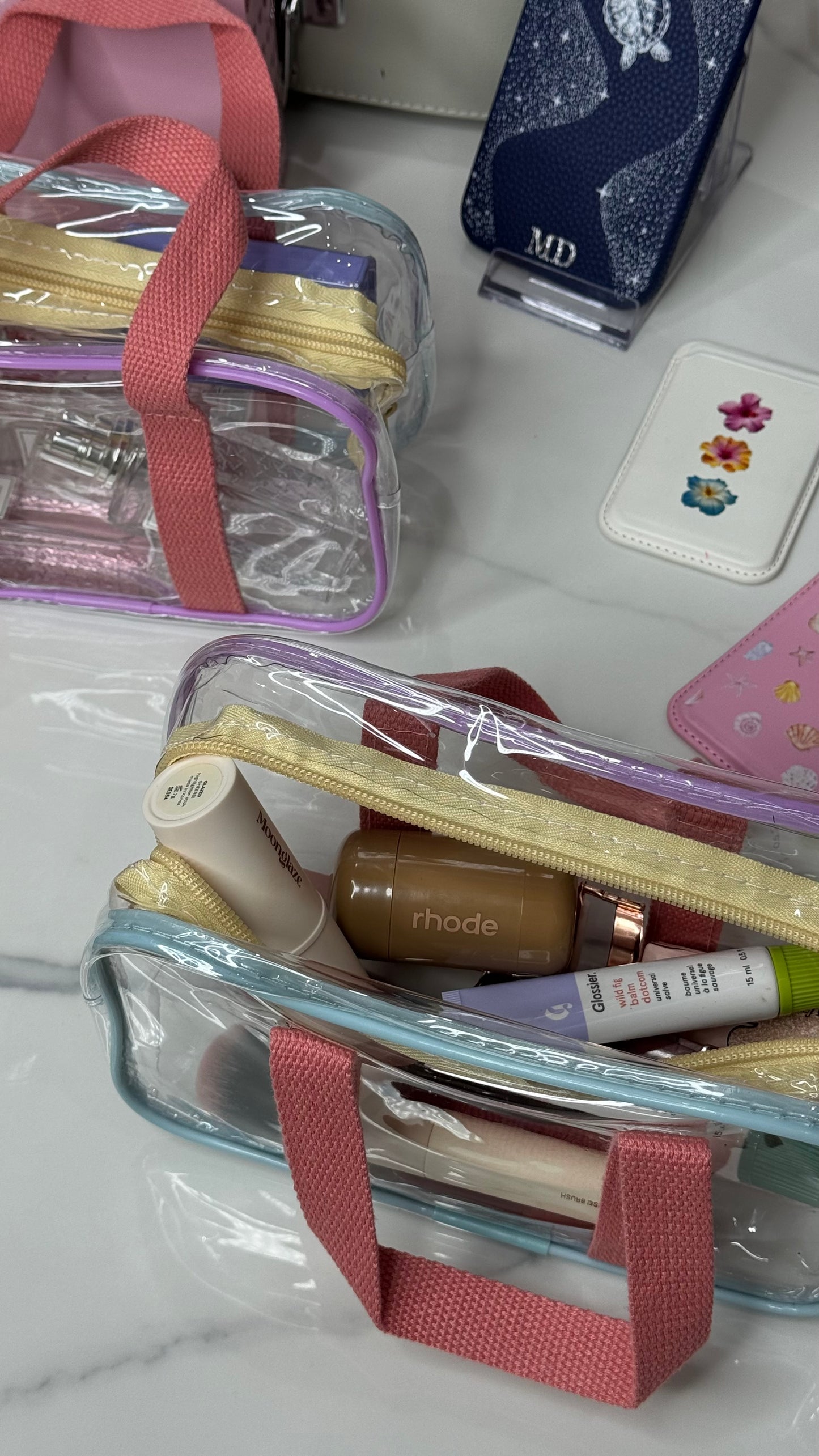 Clear makeup bag شنطه ميكب