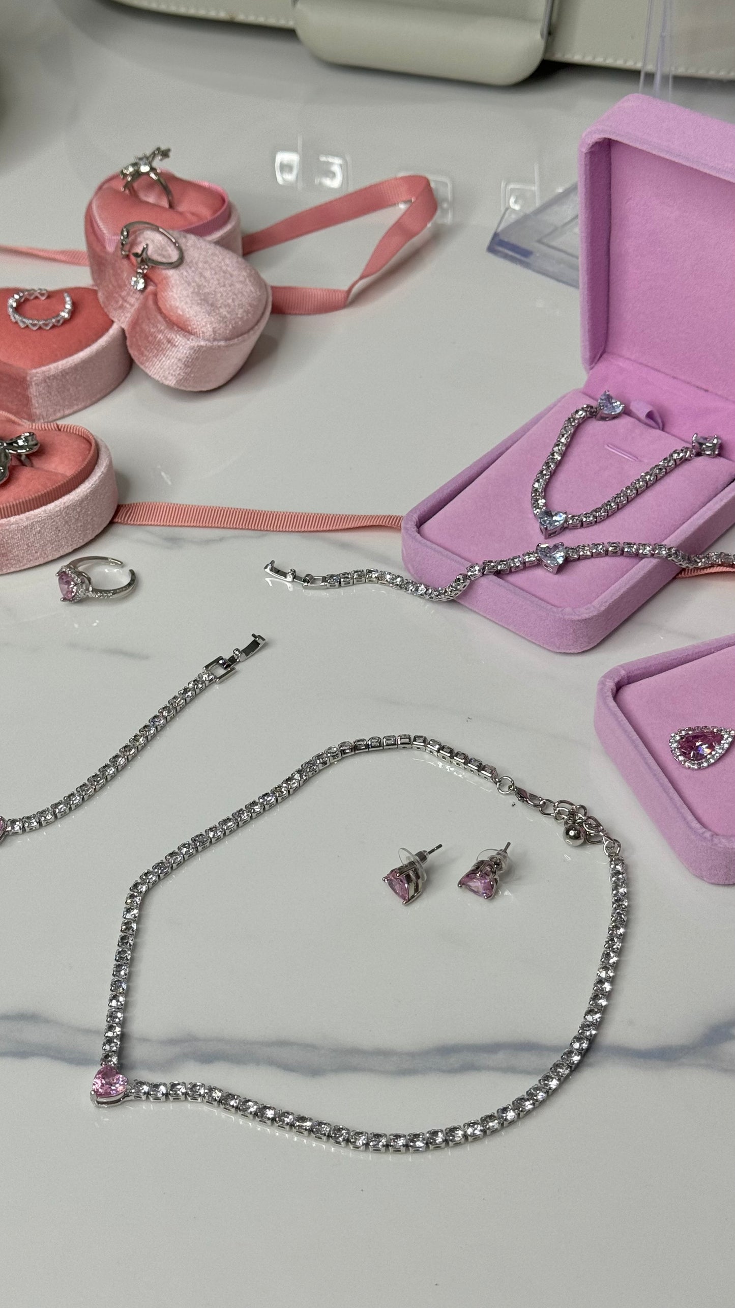 Love set - طقم من ثلاث قطع