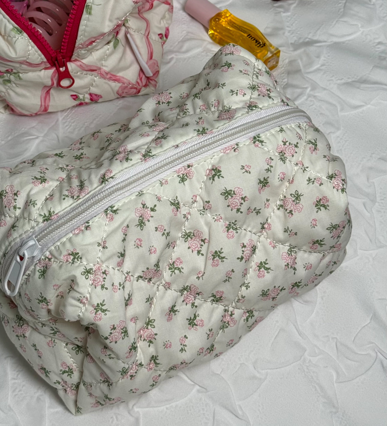 makeup pouch - matcha